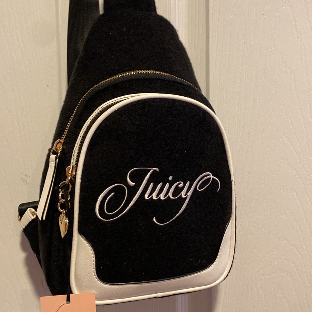 NwotJuicy Couture Raising Star Sling Bag